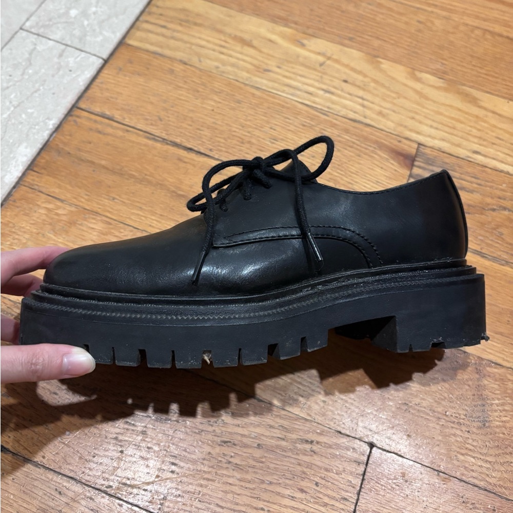 H&M Black Chunky Lace-Up Shoes - Picture 2 of 5